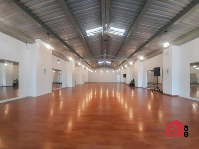 Bodega en arriendo en Obrero, Envigado, 350 m² · foto 2 de 14