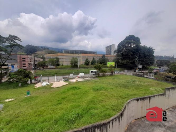 Lote en arriendo en Sierra Morena, La Estrella, 2167 m² · foto 2 de 8