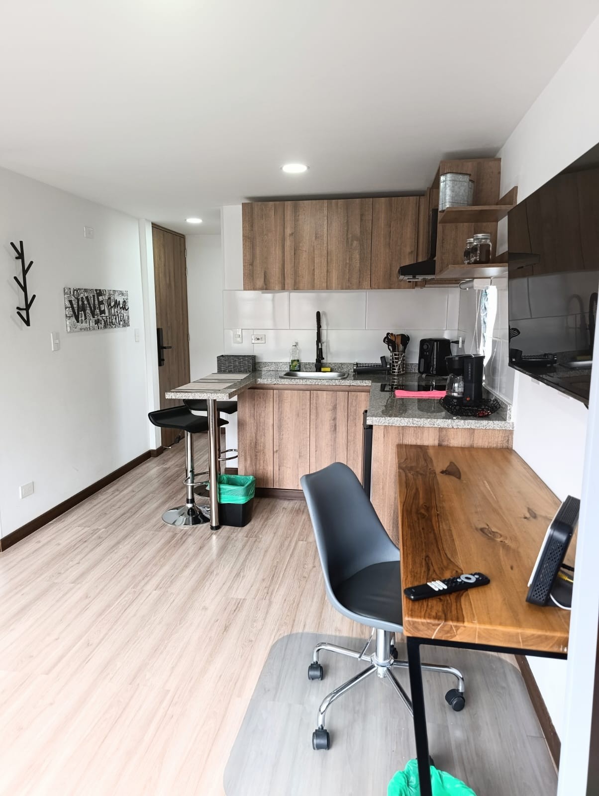 Apartamento en venta en Cedritos, Bogotá · foto 3 de 24