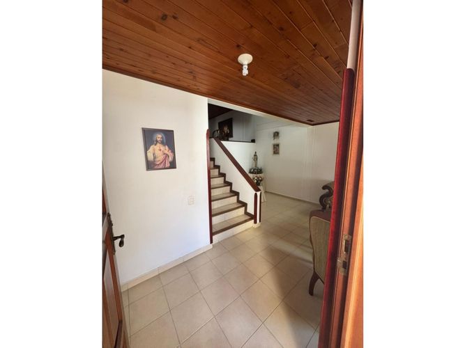 Casa en venta en Urbanizacion Portal Del Cacique, Bucaramanga, 138 m² · foto 3 de 24