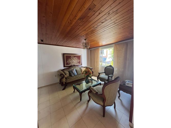 Casa en venta en Urbanizacion Portal Del Cacique, Bucaramanga, 138 m² · foto 5 de 24