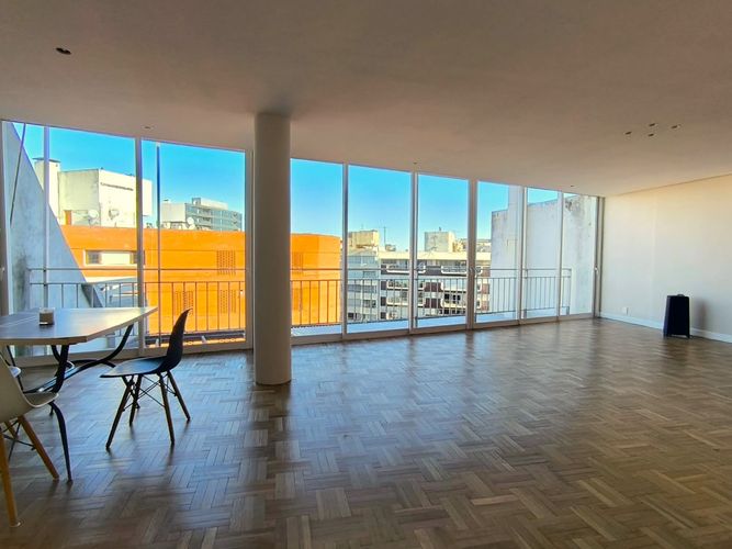 Alquiler Penthouse 3 Dor Semiequipado Con Garaje Punta Carretas · Foto 2