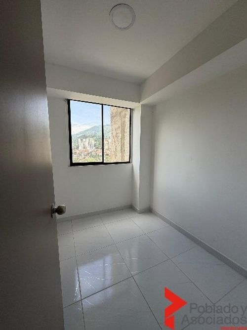 Apartamento de 3 alcobas en venta en Pan De Azucar, Sabaneta, 54 m² · foto 9 de 16