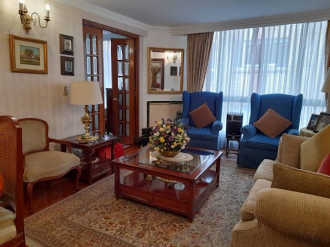 Apartamento en venta en Chicó Navarra, Bogotá · foto 2 de 15