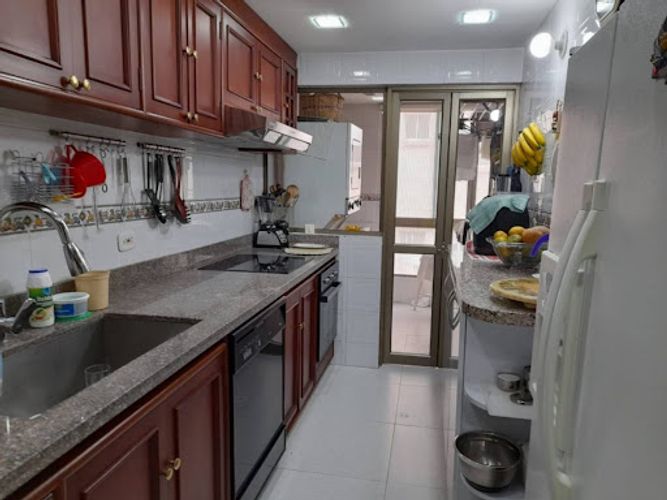 Apartamento en venta en Chicó Navarra, Bogotá · foto 6 de 15
