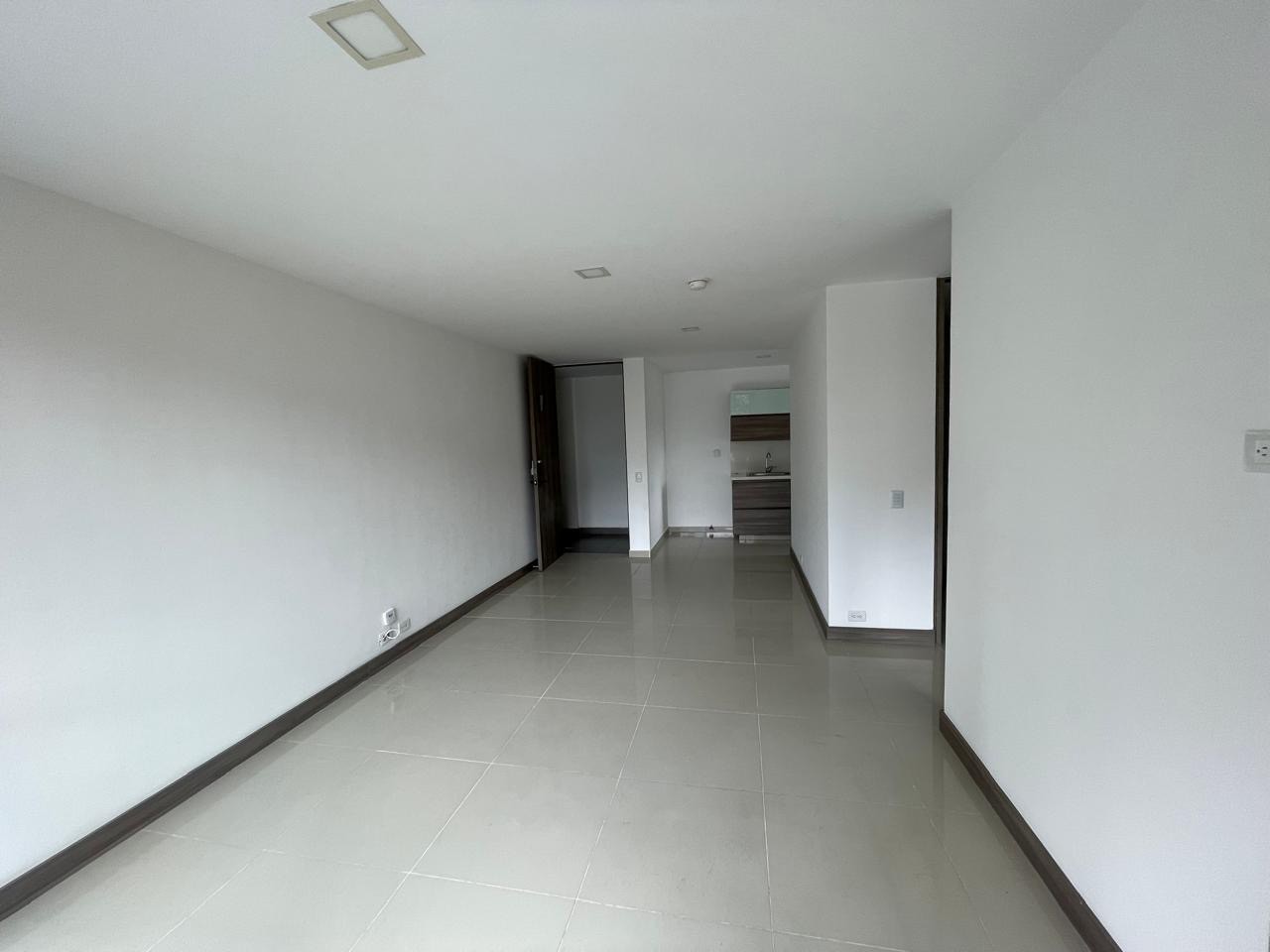Apartamento en venta en Loma Del Esmeraldal, Envigado · foto 4 de 18