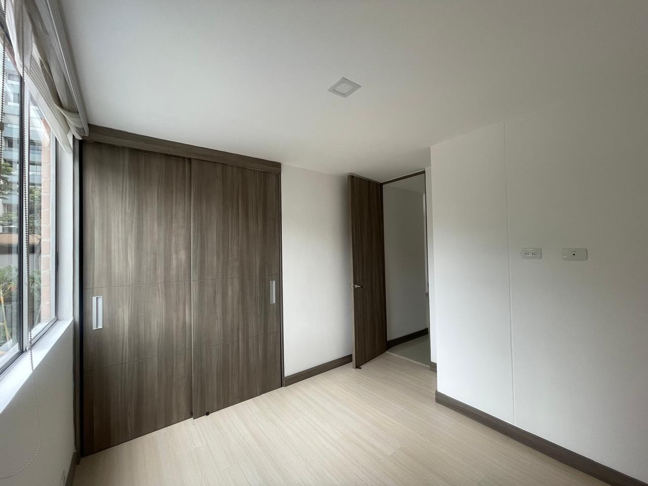 Apartamento en venta en Loma Del Esmeraldal, Envigado · foto 10 de 18