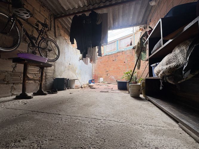 Casa de 1 alcoba en venta en La Cabana, Bogotá, 94 m² · foto 6 de 7