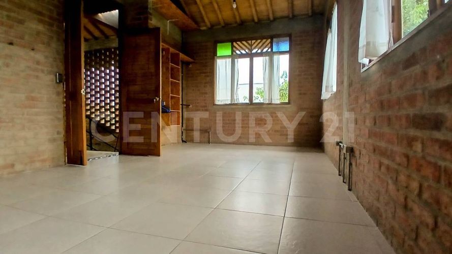 Casa de 5 alcobas en venta en Verde Horizonte, Jamundí, 223 m² · foto 19 de 21