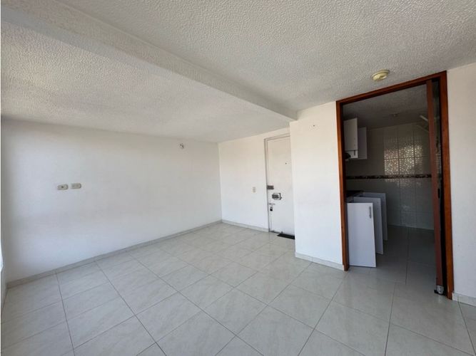 Apartamento de 3 alcobas en venta en Zona Industrial, Soacha, 51 m² · foto 5 de 18