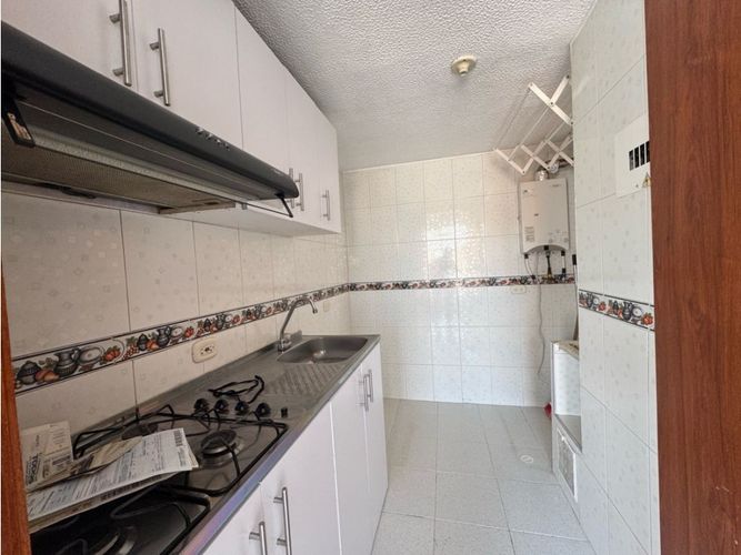Apartamento de 3 alcobas en venta en Zona Industrial, Soacha, 51 m² · foto 6 de 18