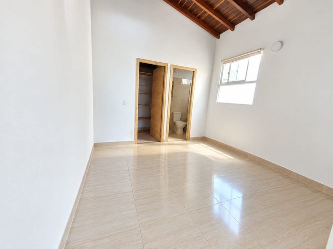 Apartamento de 2 alcobas en venta en El Carmen De Viboral, El Carmen de Viboral, 53 m² · foto 6 de 10