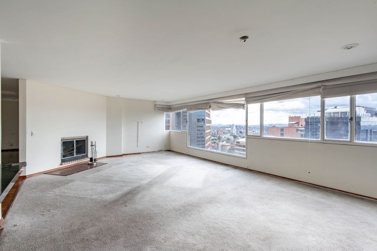 Apartamento de 3 alcobas en venta en Bella Vista, Bogotá, 181 m² · foto 5 de 20