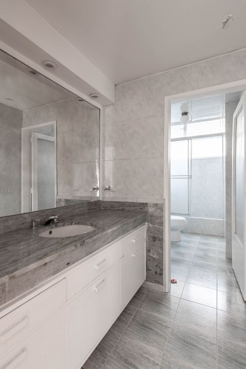 Apartamento de 3 alcobas en venta en Bella Vista, Bogotá, 181 m² · foto 11 de 20