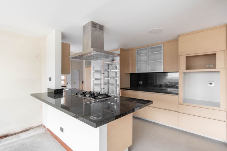 Apartamento de 3 alcobas en venta en Bella Vista, Bogotá, 181 m² · foto 15 de 20