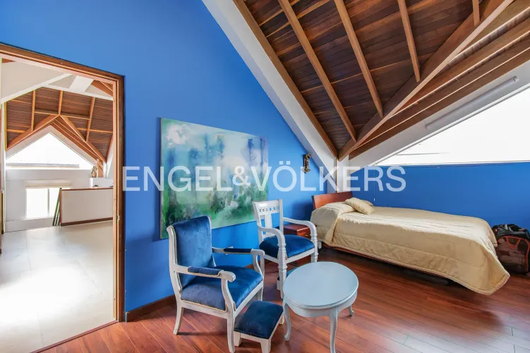 Casa de 5 alcobas en venta en San Jose De Los Arboles, Chía, 253 m² · foto 13 de 16