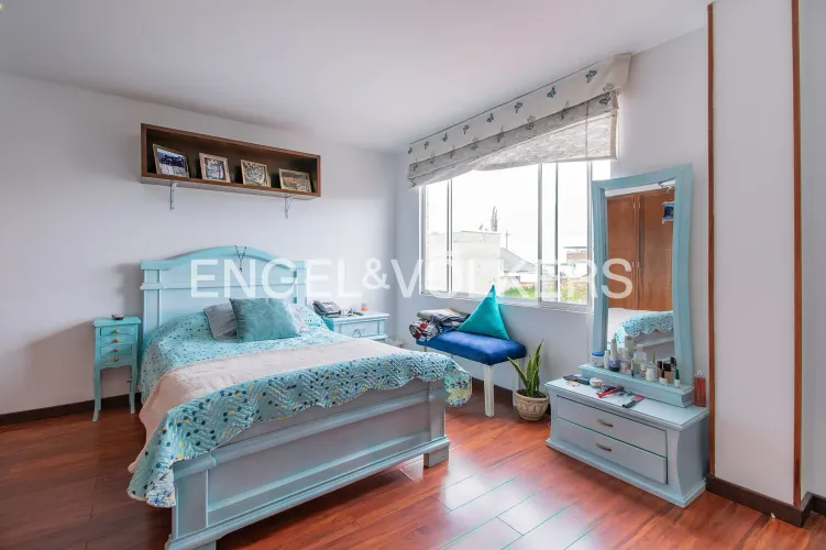 Casa de 5 alcobas en venta en San Jose De Los Arboles, Chía, 253 m² · foto 11 de 16