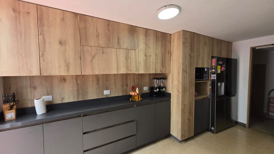 Apartamento de 3 alcobas en arriendo en Los Naranjos, Medellín, 132 m² · foto 4 de 20
