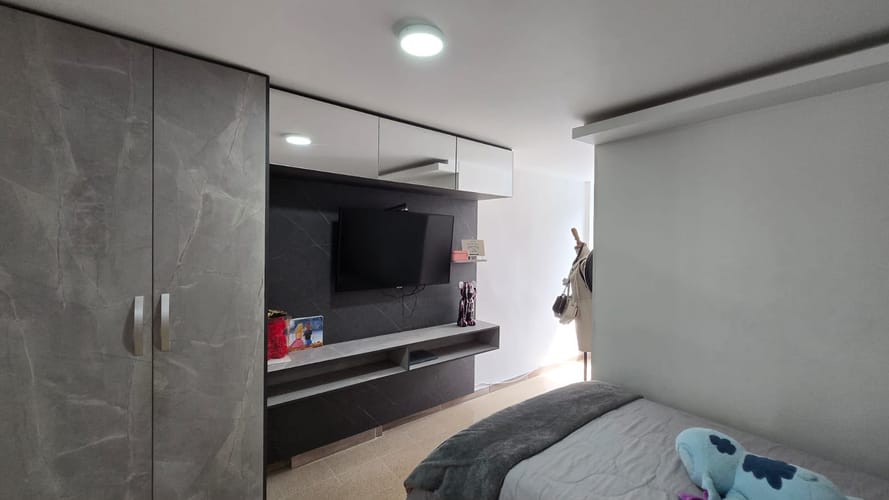 Apartamento de 3 alcobas en arriendo en Los Naranjos, Medellín, 132 m² · foto 12 de 20