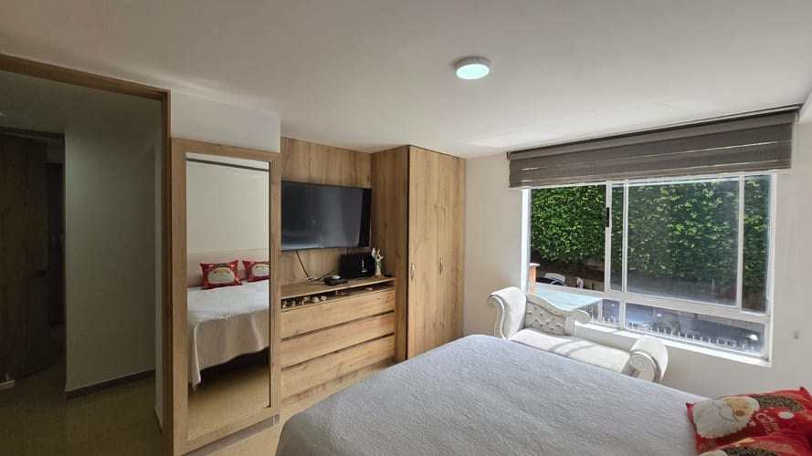 Apartamento de 3 alcobas en arriendo en Los Naranjos, Medellín, 132 m² · foto 14 de 20