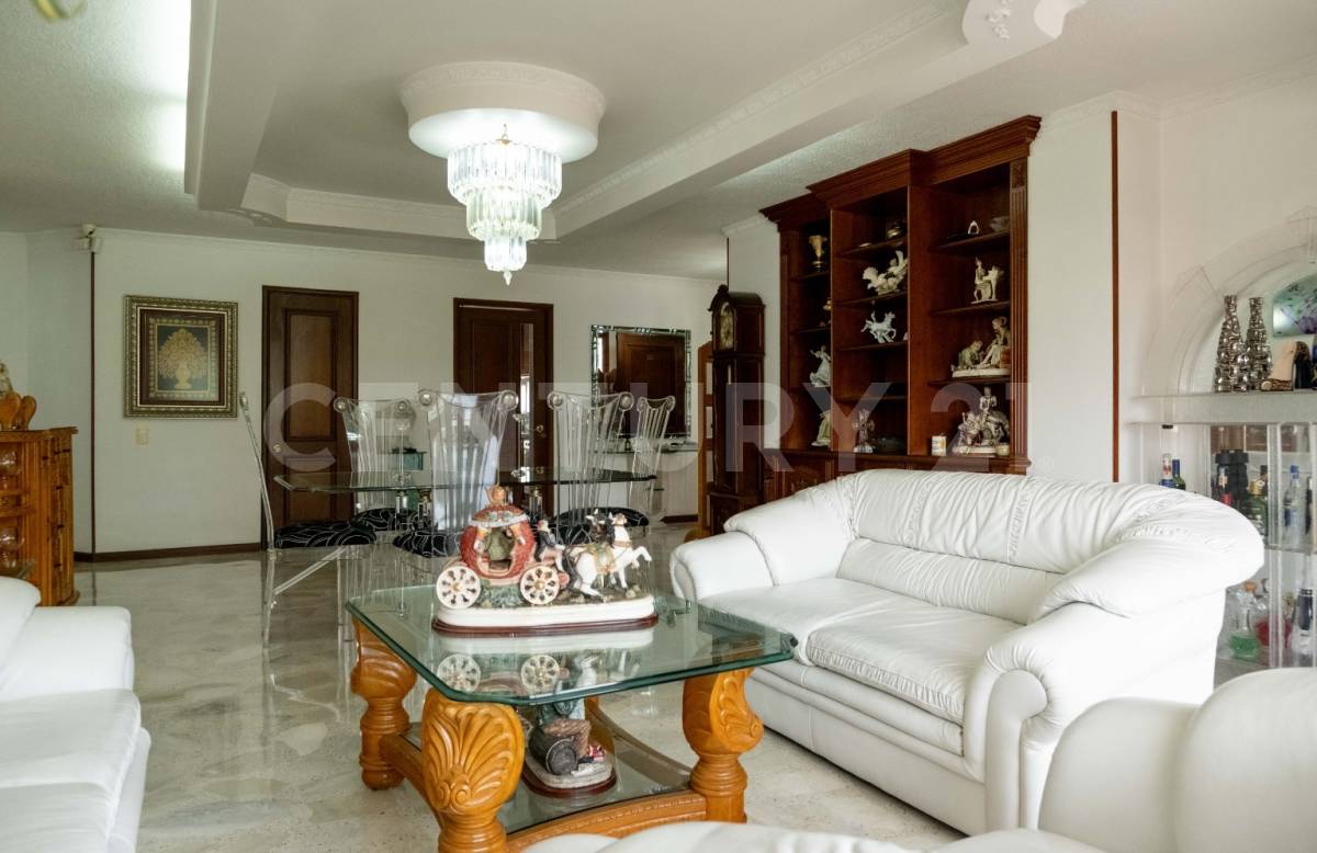 Apartamento en venta en San Fernando Viejo, Cali · foto 4 de 17