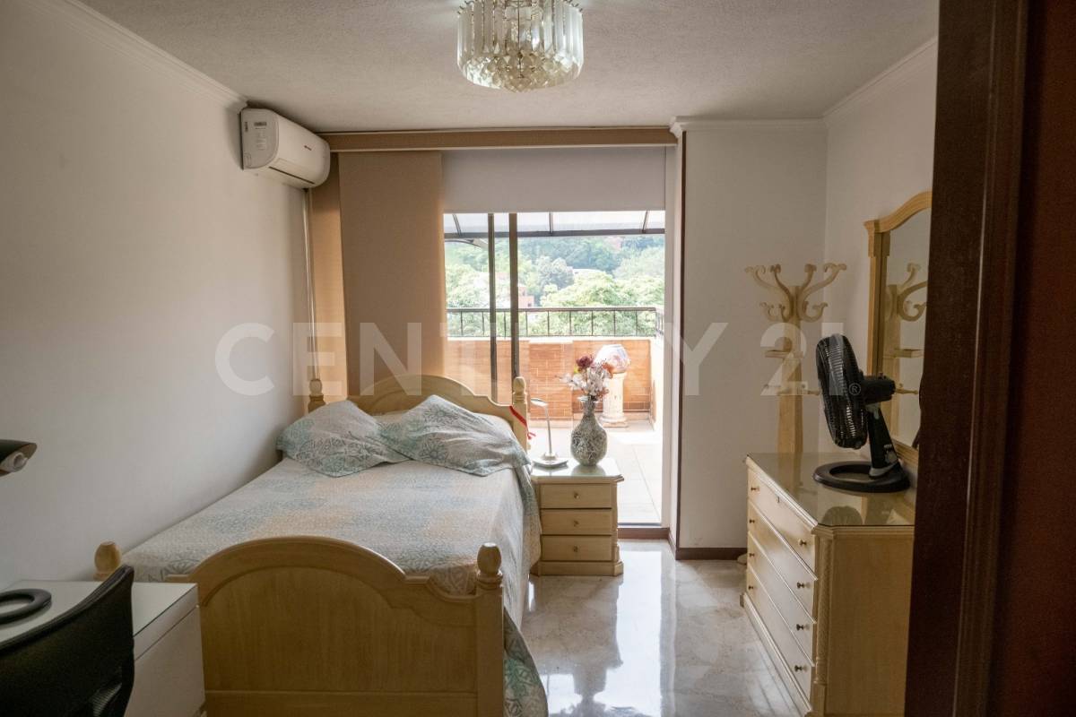 Apartamento en venta en San Fernando Viejo, Cali · foto 9 de 17