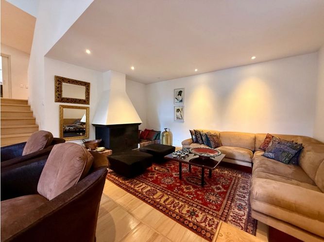 Casa de 3 alcobas en venta en Chapinero, Bogotá, 883 m² · foto 8 de 19