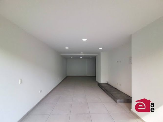 Local en arriendo en El Rosario, Itagüí, 70 m² · foto 2 de 9