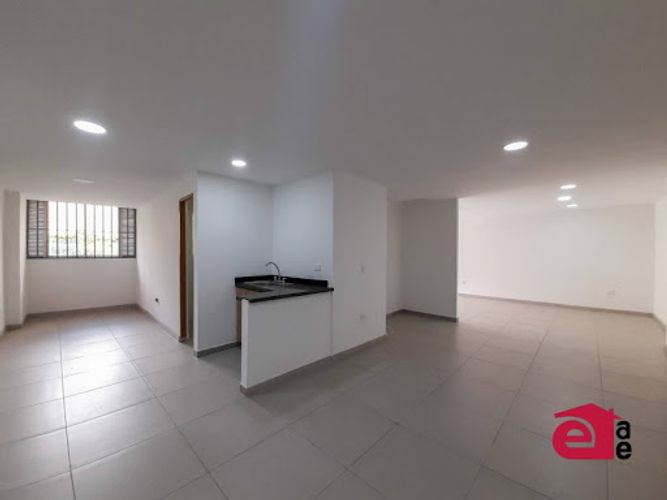 Local en arriendo en El Rosario, Itagüí, 70 m² · foto 3 de 9
