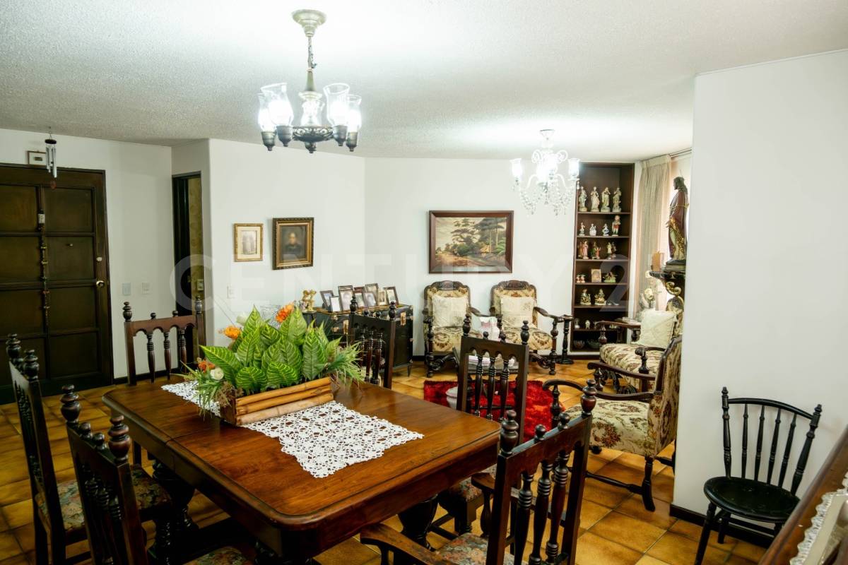 Apartamento en venta en Versalles, Cali · foto 3 de 22