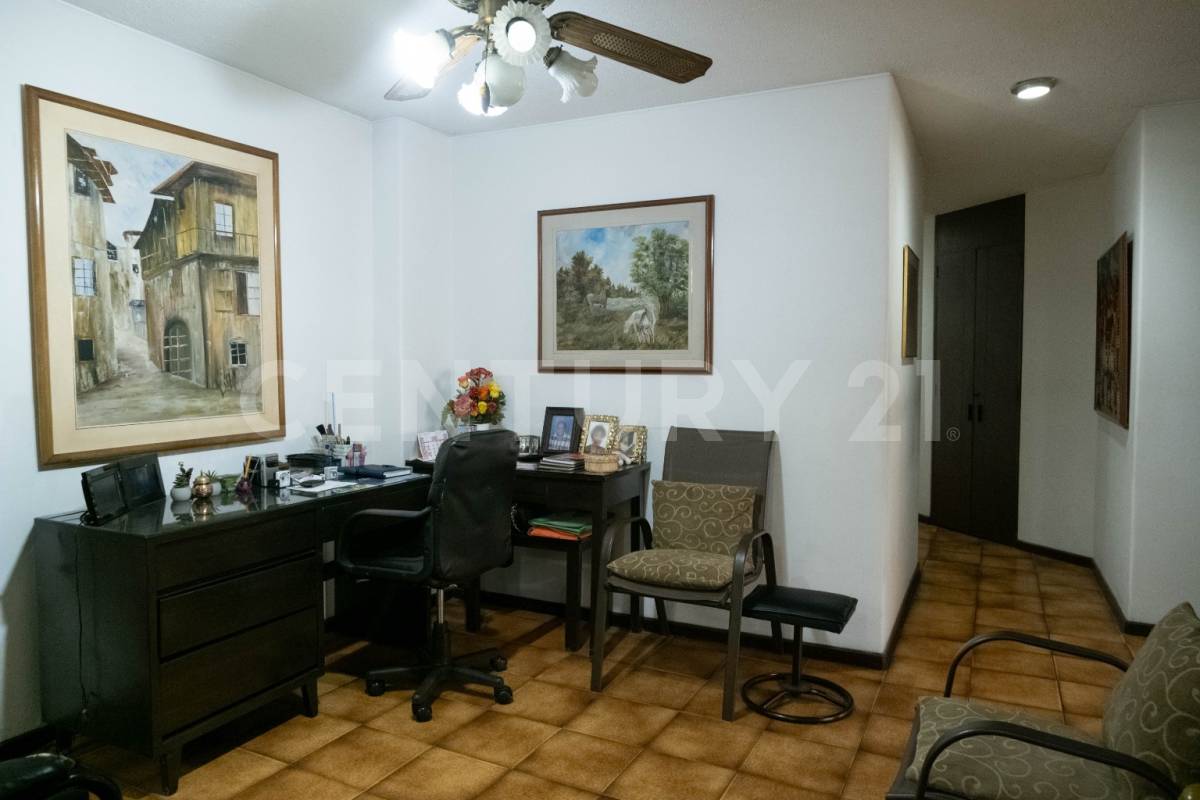 Apartamento en venta en Versalles, Cali · foto 17 de 22