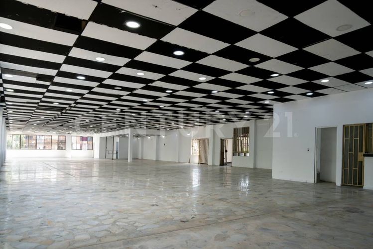 Local en venta en El Guabal, Cali, 539 m² · foto 6 de 22