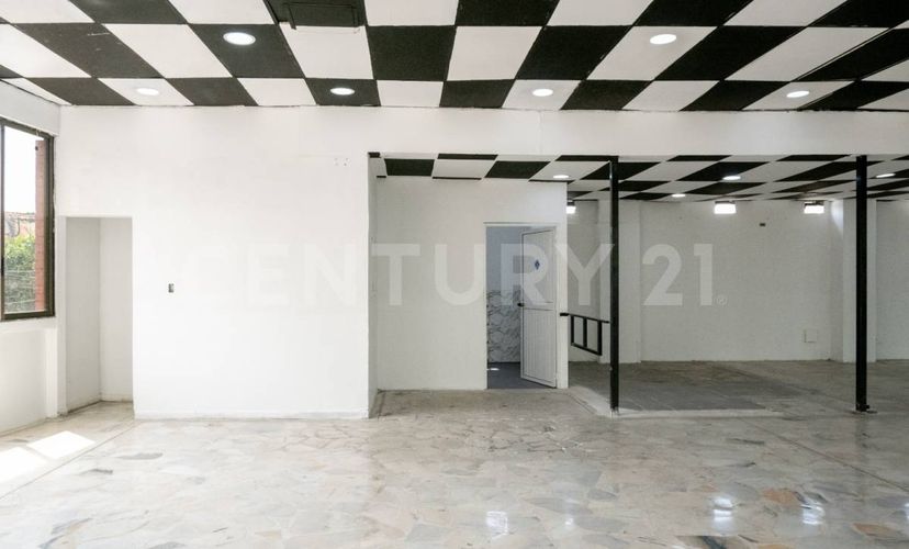 Local en venta en El Guabal, Cali, 539 m² · foto 18 de 22