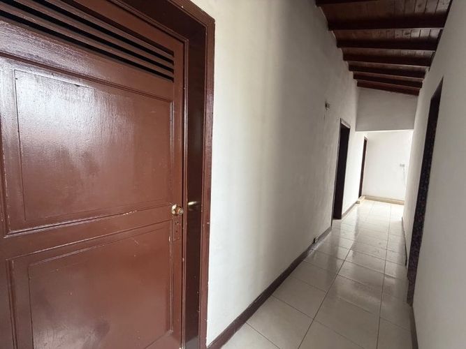 Casa de 6 alcobas en venta en Los Angeles, Medellín, 138 m² · foto 5 de 10