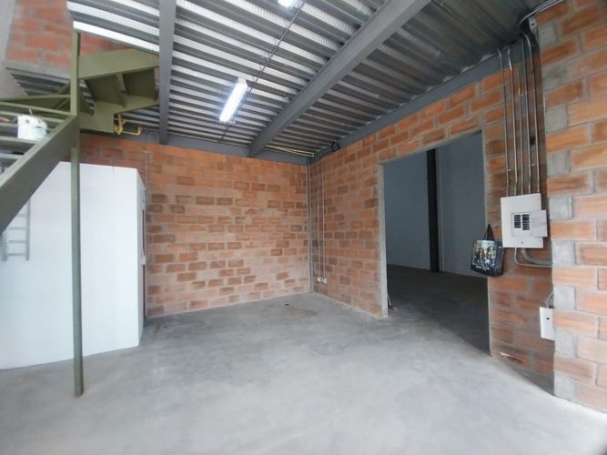 Bodega en arriendo en Sierra Morena, La Estrella, 323 m² · foto 12 de 12
