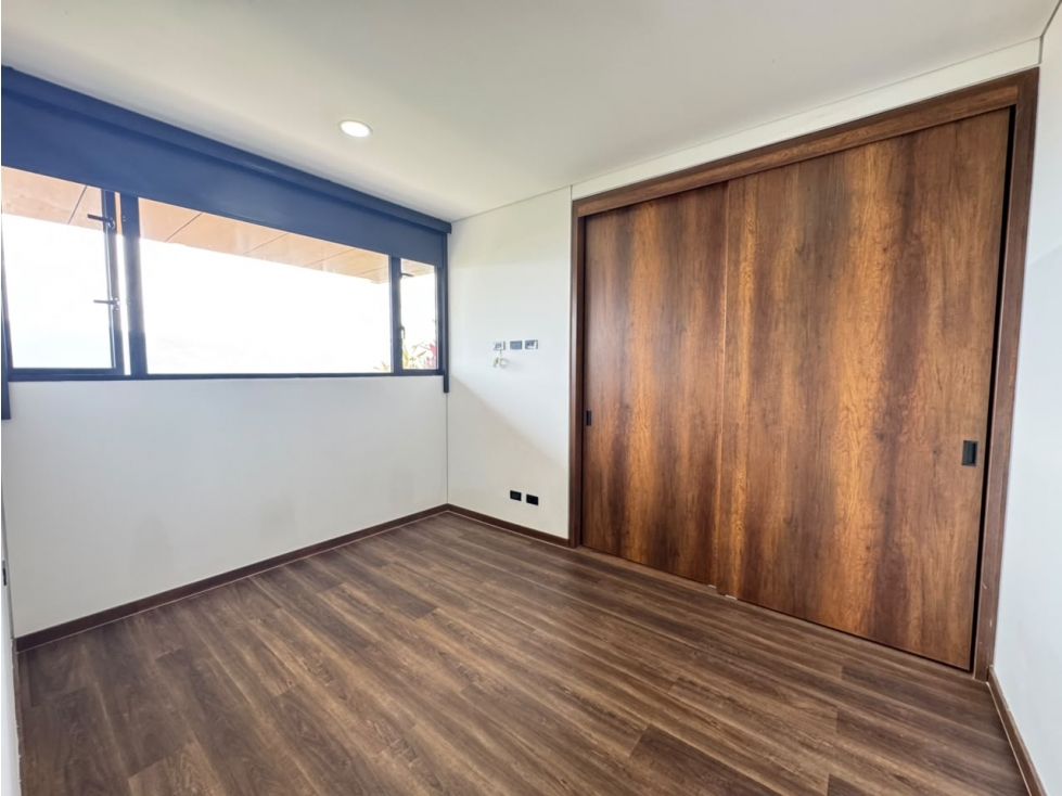 Apartamento en arriendo en El Poblado, Medellín · foto 9 de 19