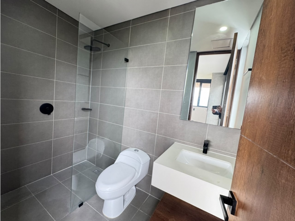 Apartamento en arriendo en El Poblado, Medellín · foto 15 de 19