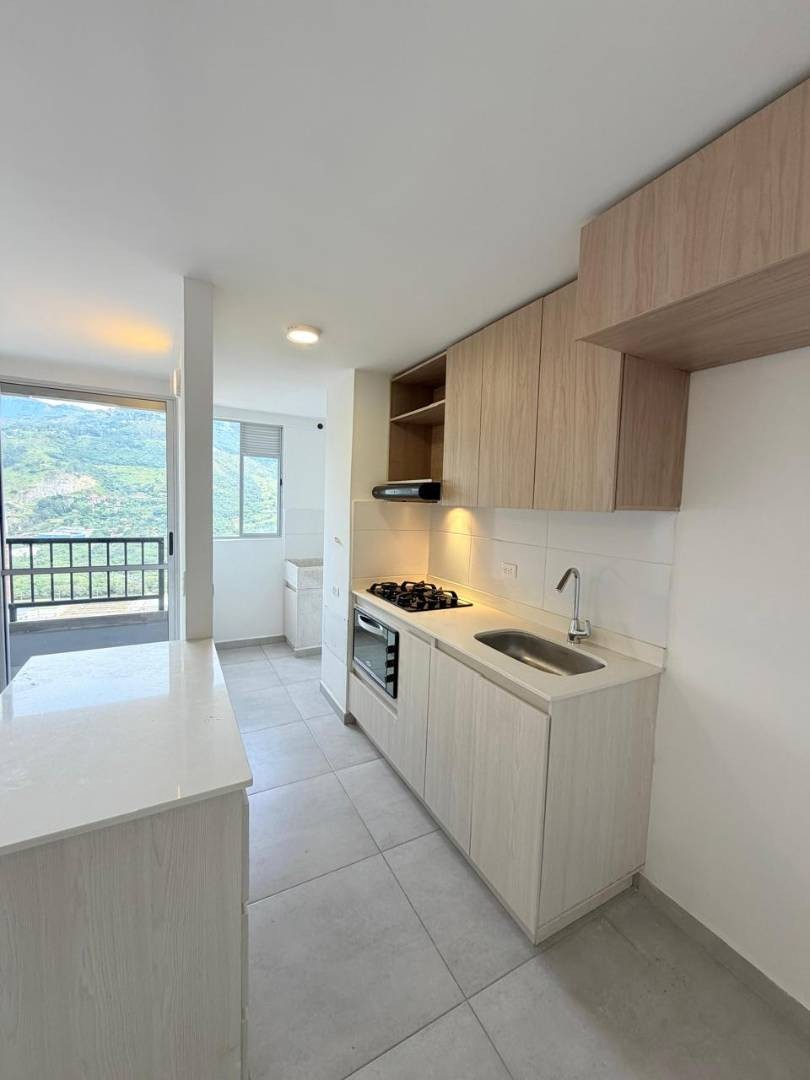 Apartamento en Arriendo en La Navarra, Bello