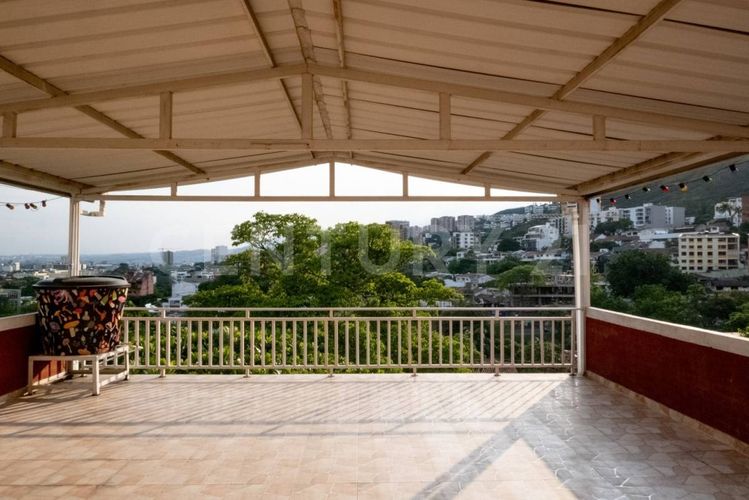 Casa de 5 alcobas en venta en San Fernando Viejo, Cali, 440 m² · foto 18 de 21