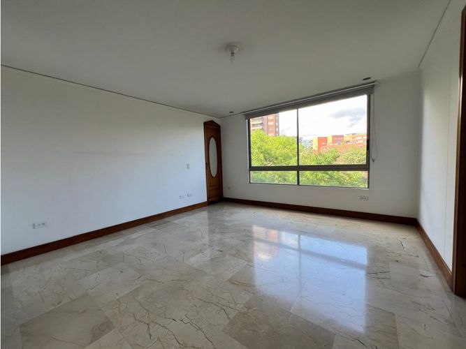 Apartamento de 3 alcobas en venta en San Lucas, Medellín, 170 m² · foto 13 de 20