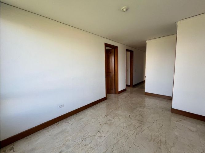 Apartamento de 3 alcobas en venta en San Lucas, Medellín, 170 m² · foto 15 de 20