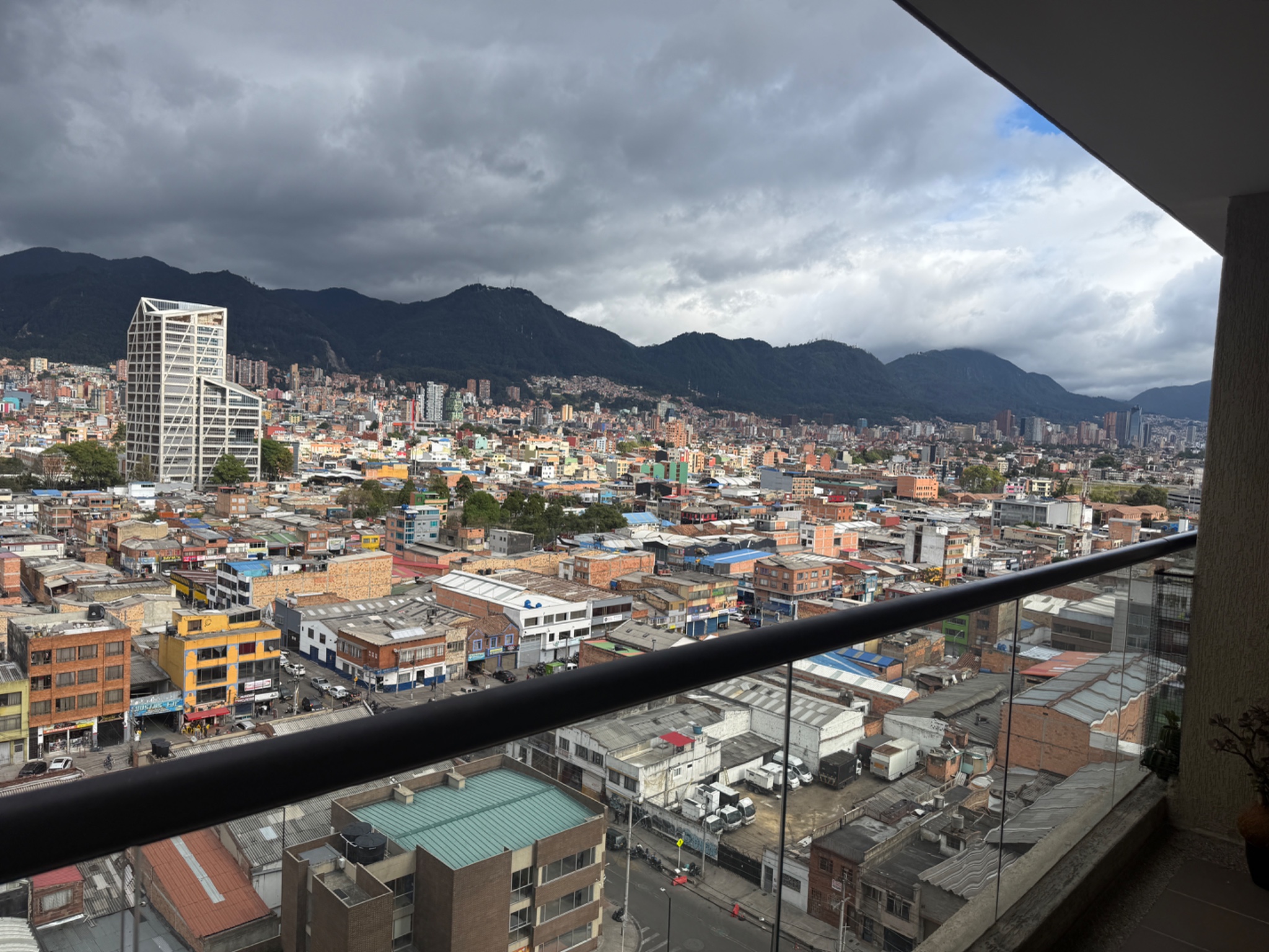 Apartamento en venta en Barrios Unidos, Bogotá · foto 3 de 22