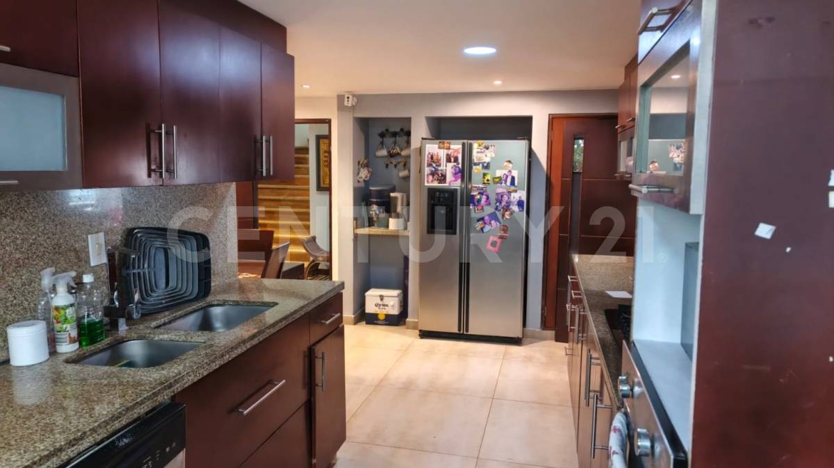 Apartamento en venta en El Nogal, Bogotá · foto 4 de 14