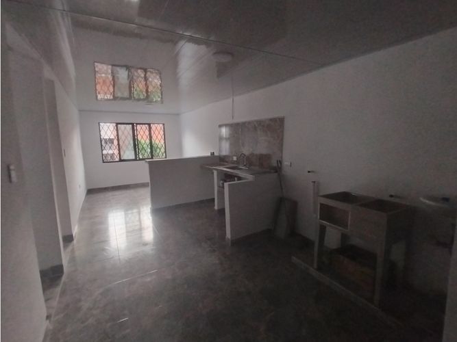 Local en venta en El Prado, Palmira, 70 m² · foto 8 de 24