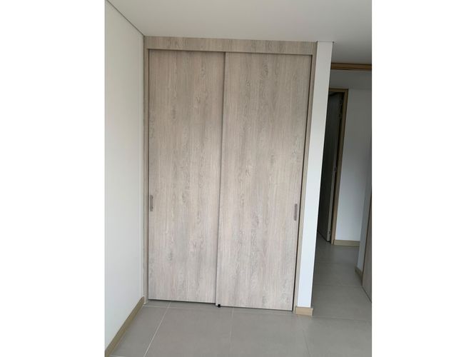 Apartamento de 3 alcobas en venta en Escobero, Medellín, 94 m² · foto 8 de 19