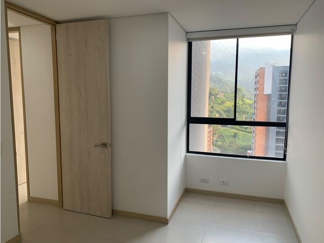 Apartamento de 3 alcobas en venta en Escobero, Medellín, 94 m² · foto 12 de 19