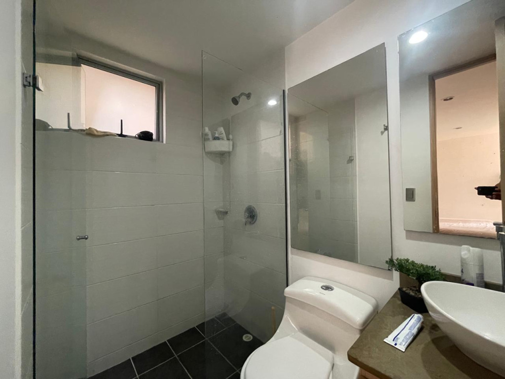 Apartamento en venta en Loma Del Escobero, Envigado · foto 12 de 13