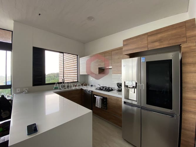 Apartamento de 2 alcobas en venta en El Retiro, 129 m² · foto 2 de 16