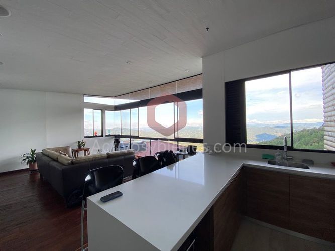 Apartamento de 2 alcobas en venta en El Retiro, 129 m² · foto 4 de 16