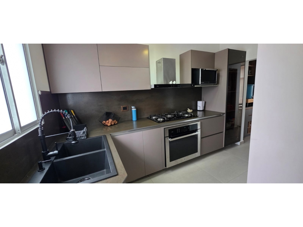Casa en venta en Avenida Sur, Pereira · foto 2 de 24